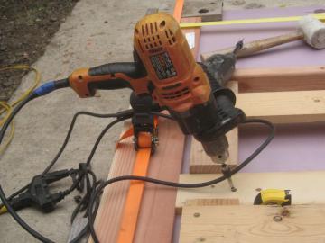 The last step in the process is to put screws through the outside support wood, through the polysty, into the inside support wood.